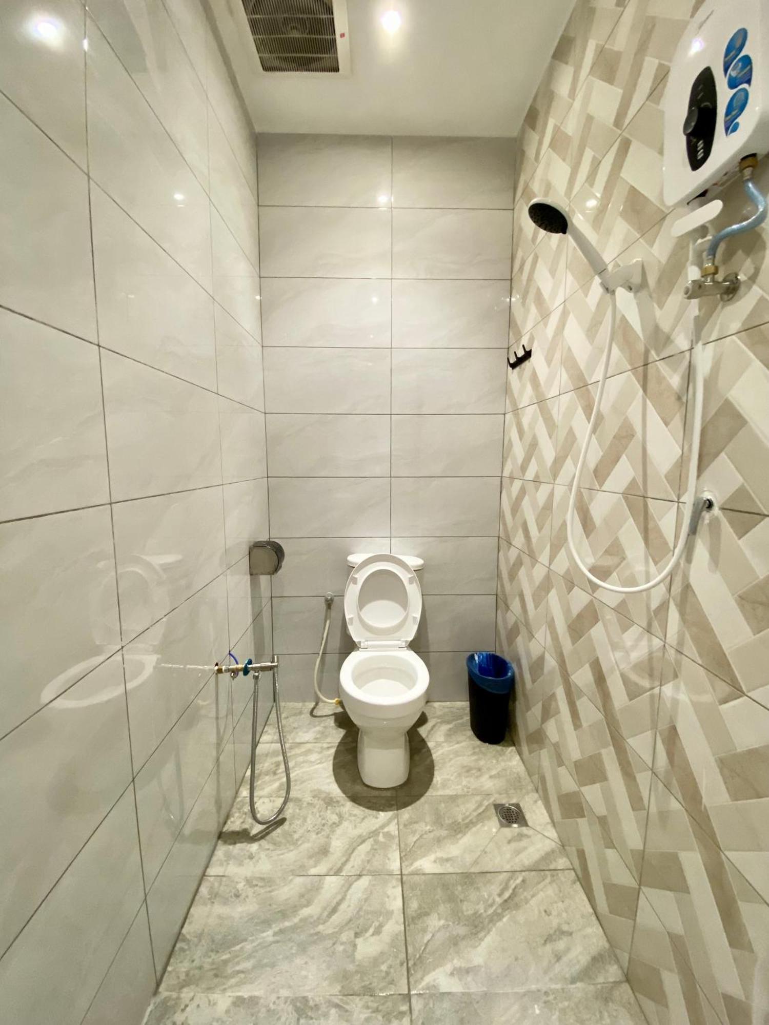 The 6N By Sky Hive Hotell George Town Exteriör bild