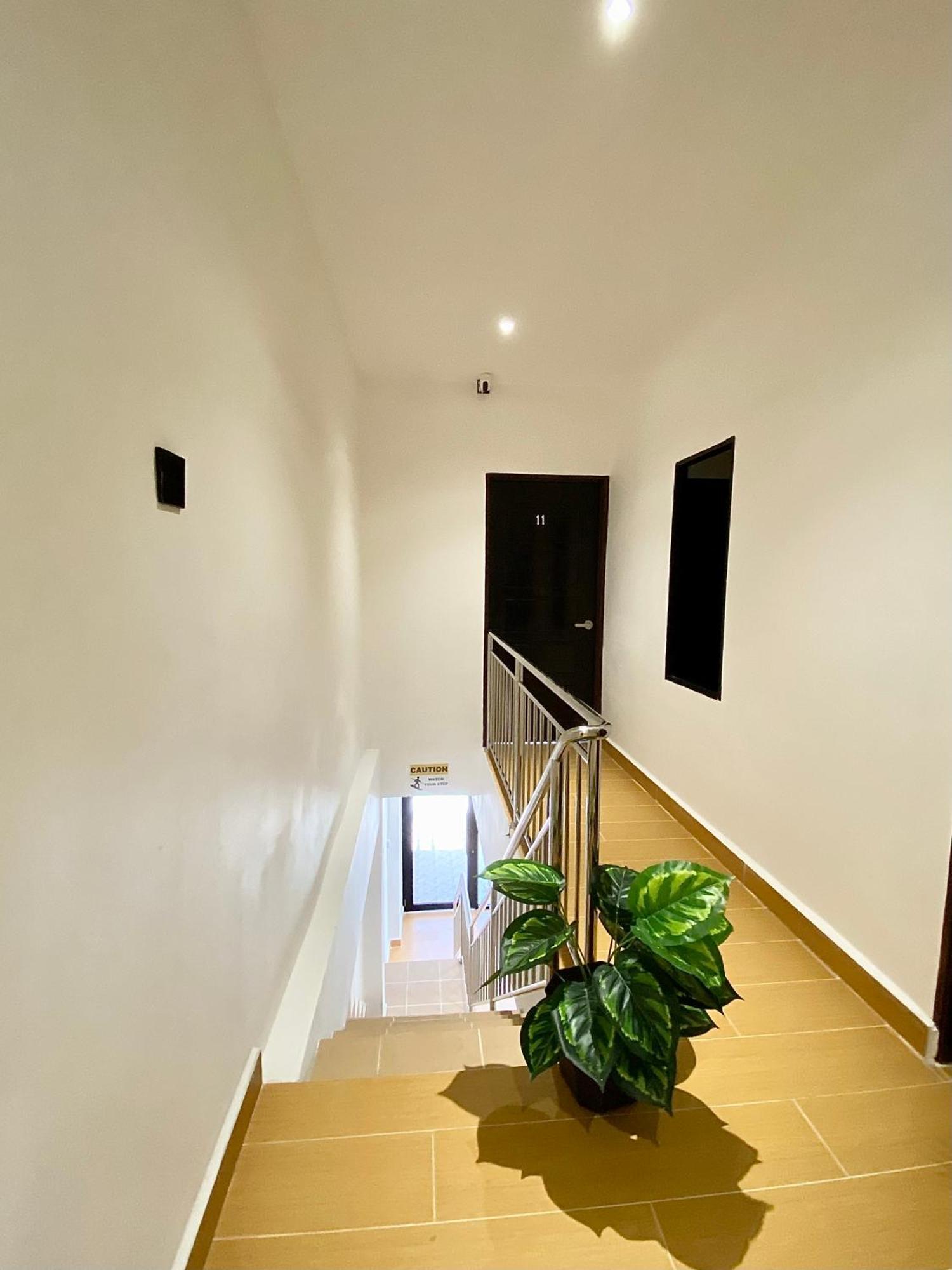 The 6N By Sky Hive Hotell George Town Exteriör bild